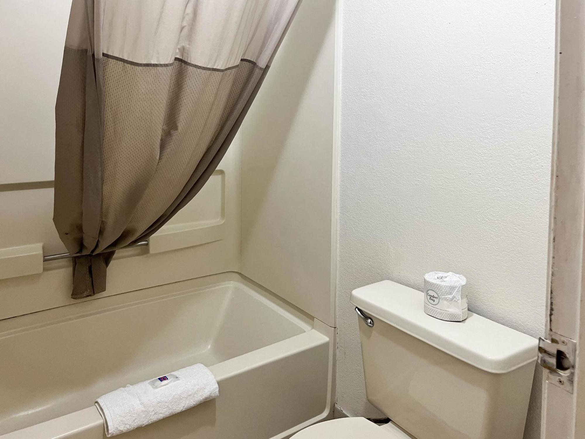 Motel 6-Dayton, Oh - Englewood Экстерьер фото